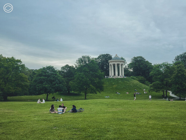 Englischer Garten สวนสาธารณะกลางเมืองมิวนิก ใหญ่กว่า Central Park และมีมานานกว่า 200 ปี