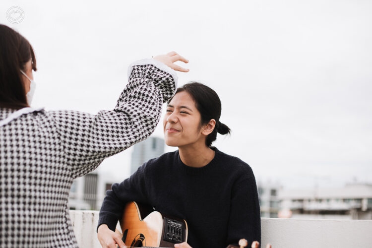 เพศ ตัวตน และบทเพลงของ sarah salola นักดนตรีที่จริงใจกับความฝันตัวเองเสมอมา