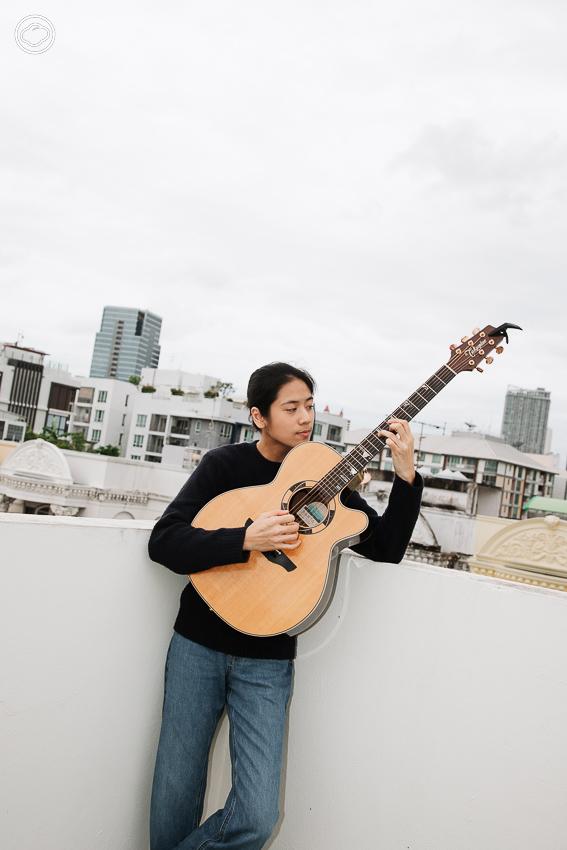 เพศ ตัวตน และบทเพลงของ sarah salola นักดนตรีที่จริงใจกับความฝันตัวเองเสมอมา