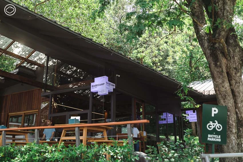 Basecamp Trail Provision คาเฟ่สีเขียวและเทรลฮับเชียงใหม่ของสองคู่รักนักวิ่งเทรล
