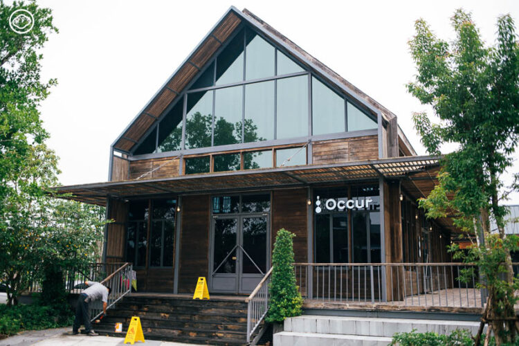 Occur Coffee สภากาแฟในคาเฟ่จากไม้ยางพาราที่ใช้ทุกอย่างจากตรัง โดยคนตรัง เพื่อคนตรัง