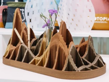 6 ดีไซน์เก๋จาก UPTOYOU ที่ Upcycling พลาสติก เป็นของแต่งบ้านหรืออุปกรณ์แคมปิ้งชิ้นโปรด