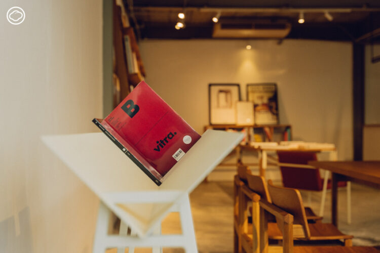 หลบร้อนเข้าร้านหนังสือที่มีทั้ง เฟอร์นิเจอร์ กาแฟ และหนังสือดี ๆ ที่ FLOHouse สุขุมวิท 36