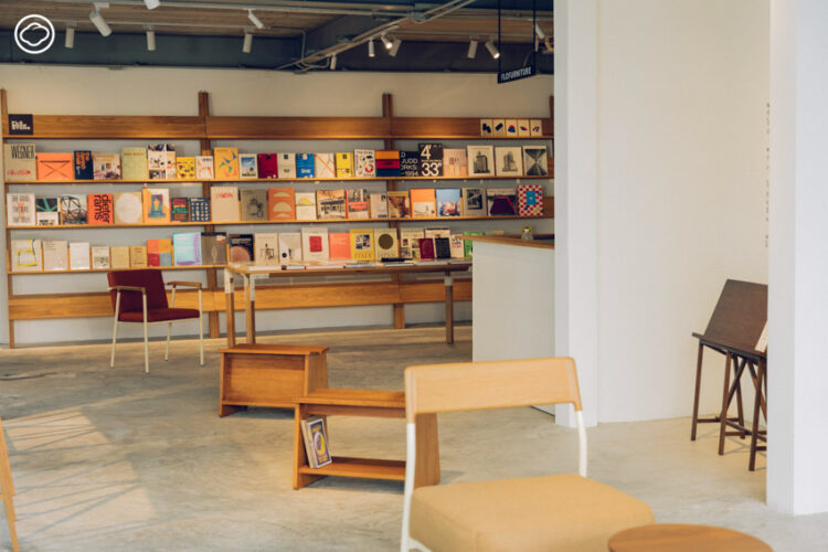 FLOBOOKSTORE ร้านหนังสืออิสระย่านสุขุมวิท พื้นที่ใหม่ของคนรักหนังสือและเฟอร์นิเจอร์