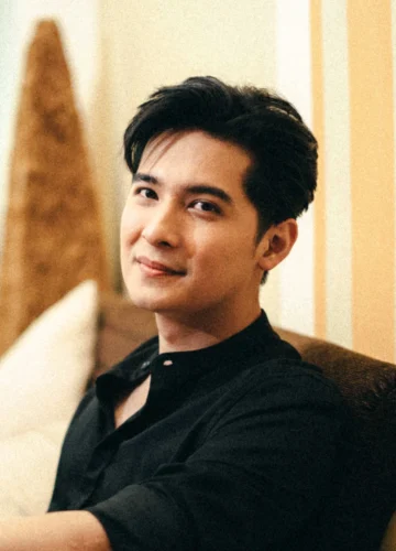 8 บทบาท 1 ตัวตน และความฝันของ 'แคน อติรุจ' ตั้งแต่เวที The Star ถึงรายการโหนกระแส