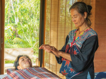 Healing Garden บ้านที่เปิดคอร์สรักษาใจกายแบบส่วนตัว ของคู่รักนักบำบัดแห่งเชียงดาว