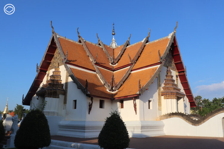 วัดภูมินทร์ ออฟ น่าน วัดกลางเวียงน่านอายุกว่า 400 ปีที่มีมากกว่าภาพกระซิบรักบันลือโลก