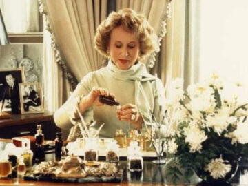 สูตรการทำธุรกิจที่ดีของ Estée Lauder ผู้บุกเบิกการตลาดในร้านเสริมสวยจนทุกแบรนด์ทำตาม