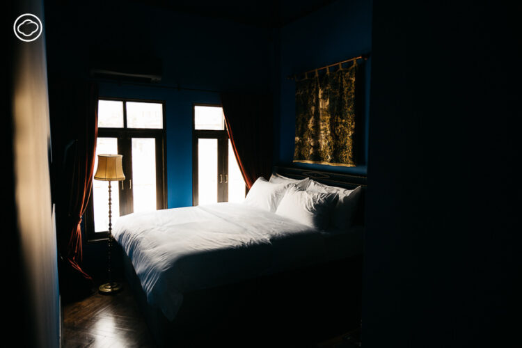 Baan Tuk Din โรงแรม-บาร์ในบ้าน 125 ปีสมัย ร.5 ของตระกูลแสง-ชูโต ตกแต่งสนุกจนเหมือนมิวเซียม