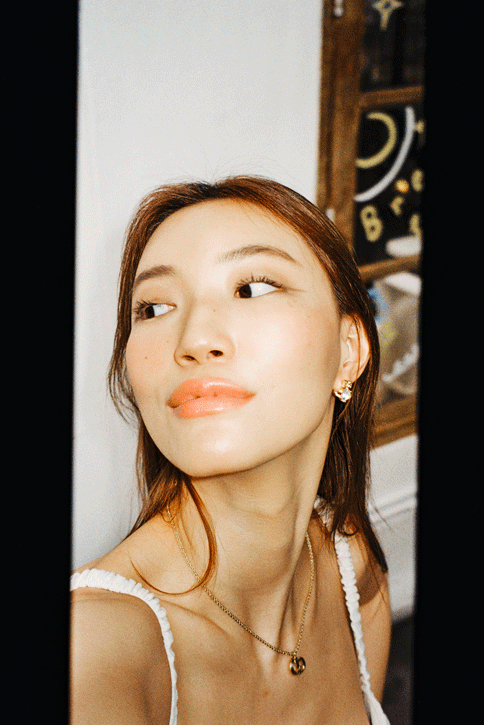 การกลับไปสานฝันที่เกาหลีและชีวิตที่เอาชนะคำดูถูกของ Jingjing Yu ผู้อยากเป็นนางแบบระดับโลก