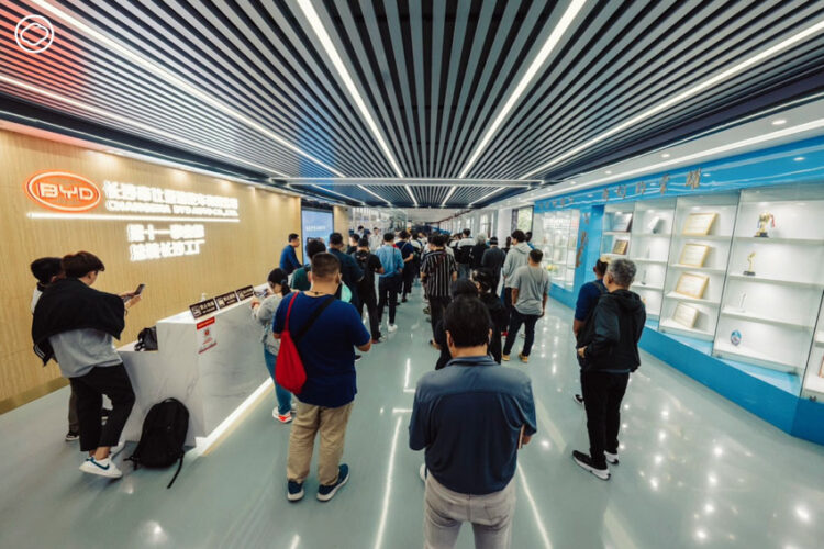 นั่งรถไฟความเร็วสูงไกล 2,000 km เที่ยวจีน จากโรงงานรถไฟฟ้า BYD สู่ Shanghai Auto Show