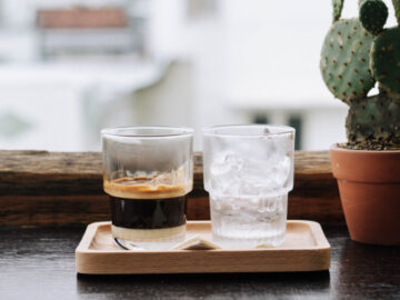 การดื่ม ‘กาแฟร้อน’ ทำให้เรารื่นรมย์กับกาแฟได้ดีที่สุดแล้วจริงหรือ?