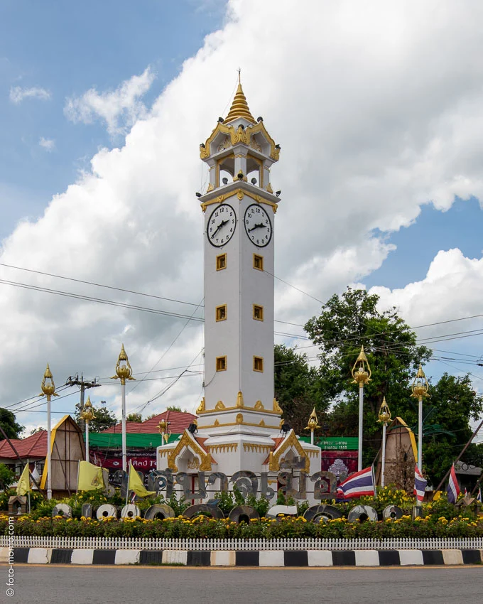 สำรวจพระที่นั่งภูวดลทัศไนย หอนาฬิกาแห่งแรกของสยาม และหอนาฬิกาจากทั่วไทย เครื่องมือใช้บอกเวลาและความมีอารยะของประเทศ