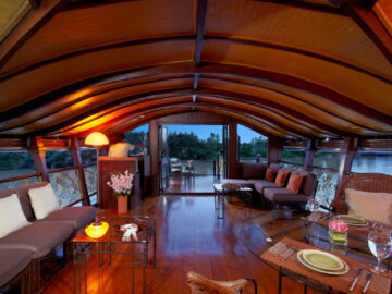 Loy Pela Voyages (ลอย เพลา โวยาจส์) เรือล่องแม่น้ำเจ้าพระยาเครืออนันตราที่อยากให้แขกปล่อยใจ เรียนรู้ประวัติศาสตร์เส้นทางกรุงเทพฯ - อยุธยา