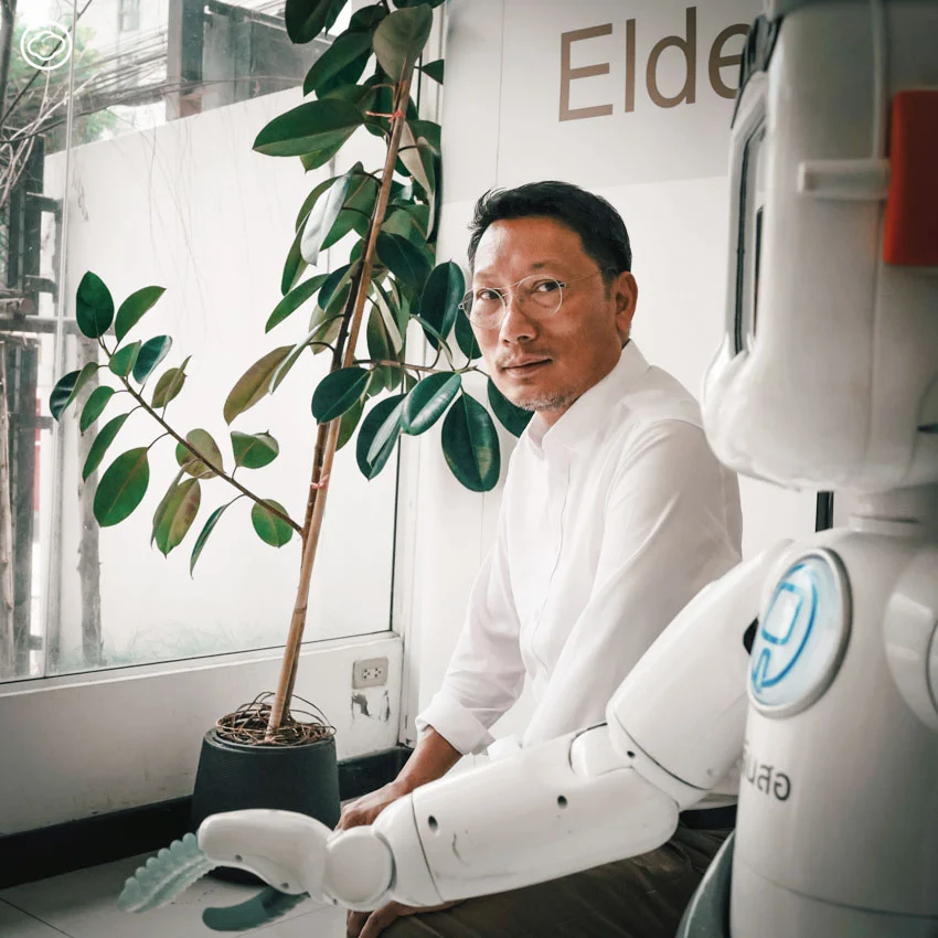 Onlayn filmlar: Seks onam Fohishani oldi va uni sikdi (porno video)