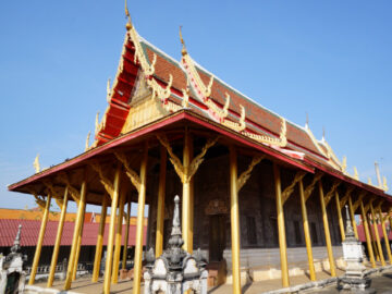 วัดกุฏิบางเค็ม วัดโบราณในเพชรบุรีที่มีโบสถ์ไม้แกะสลักลายทศชาติชาดกและไซอิ๋วแบบไทย ๆ