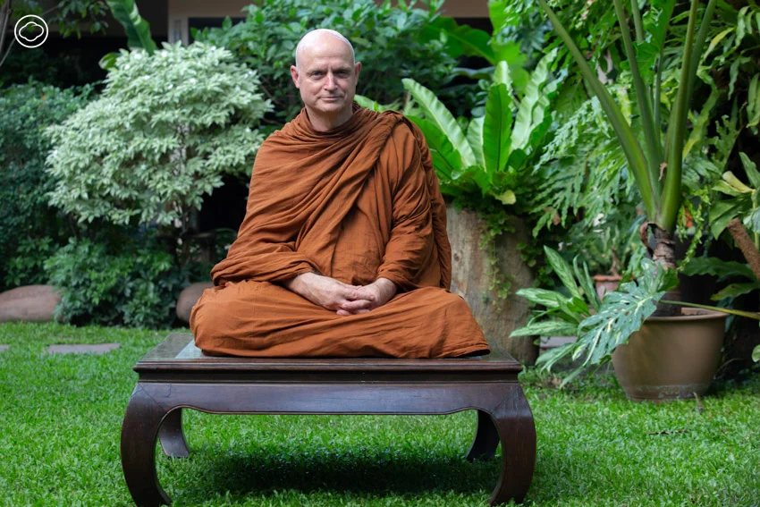 วิถีธรรมของ พระอาจารย์ชยสาโร พระฝรั่งศิษย์หลวงพ่อชา นำธรรมะสอนเด็กอนุบาล ชวนผู้ปกครองปฏิบัติธรรม ทำหน้าที่พระให้คนเห็นคุณค่าของพุทธธรรม