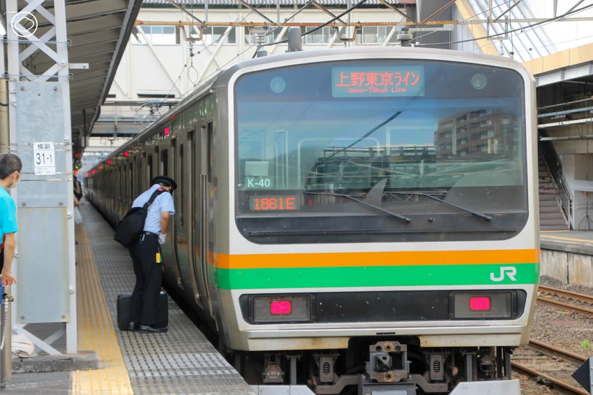 แชร์วิธีขึ้นรถไฟชานเมืองญี่ปุ่นในตู้คนน้อย และที่นั่งไหนในชินคันเซ็นนั่งสบายสุด