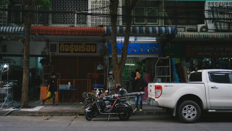 ออกสำรวจ Vespa ย่านเมืองเก่า จนค้นพบสกูตเตอร์ที่มีร่องรอยและเรื่องราวถูกใจชาว Vespisti