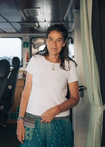ทะเลไม่ได้เป็นของเรา เราเป็นของทะล : ชีวิต Hettie Geenen กัปตันหญิงแห่งเรือ Greenpeace