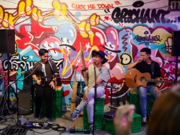 เบิ่ง 10 งานสร้างสรรค์สุดสะออนที่ห้ามพลาดในเทศกาล Isan Creative Festival 2024 จ.ขอนแก่น