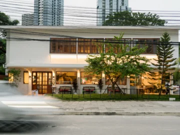 Rangoon Tea House ร้านอาหารพม่าที่ชวนเฉลิมฉลองวัฒนธรรมพม่าในโรงน้ำชาสุดเดิร์นย่านทองหล่อ