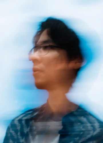ปลื้ม ศุภวิชญ์ ศิลปินสีน้ำมัน Gen Z ที่มองว่าวิทยาศาสตร์กับตำนานปรัมปราเป็นเรื่องเดียวกัน