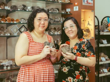 House of Gems ร้านหินอายุ 60 ปีย่านเจริญกรุง มีทั้งหินในไทย อึไดโนเสาร์ สะเก็ดดาวนอกโลก