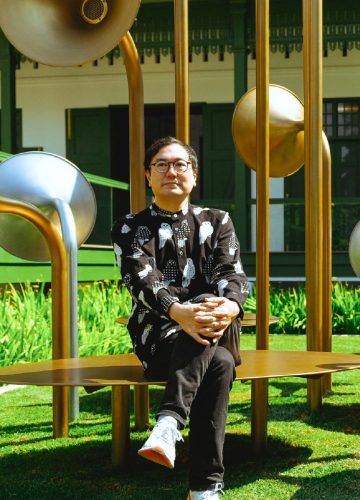Yuri Suzuki : Sound Artist ระดับโลกที่สร้างศิลปะจากประวัติศาสตร์การกระจายสัญญาณวิทยุไทย