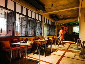 Electric Sheep ร้านอาหารเมดิเตอร์เรเนียนจากวัตถุดิบไทย ใช้ฟิล์มสั่งอาหาร เน้นความยั่งยืน