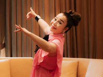 4 แนวคิดในการใช้ชีวิตวัย 65 ปีของ ‘คุณยายหลุยส์’ TikToker ที่สานฝันวัยเด็กด้วยการเต้นลีลาศและใช้ชีวิตเพื่อตัวเอง 4 แนวคิดในการใช้ชีวิตวัย 65 ปีของ ‘คุณยายหลุยส์’ TikToker ที่สานฝันวัยเด็กด้วยการเต้นลีลาศและใช้ชีวิตเพื่อตัวเอง