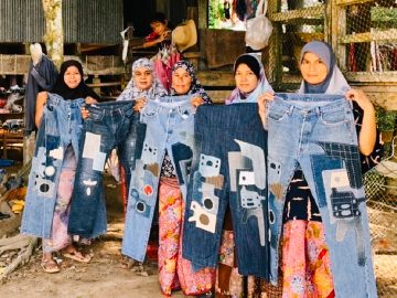 Concur Patchwork เปลี่ยนเสื้อมือสองปัตตานีขายไม่ได้ เป็นงานแฟชั่น Patchwork บนเวทีโลก