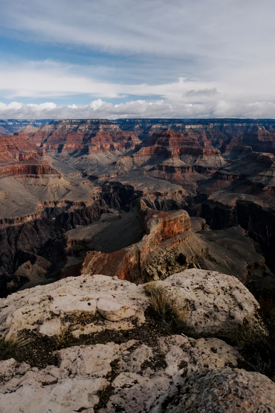 การเปลี่ยนผ่านตลอด 4 เดือนใน Grand Canyon หุบเขามหัศจรรย์ที่ไม่เคยหลับใหล