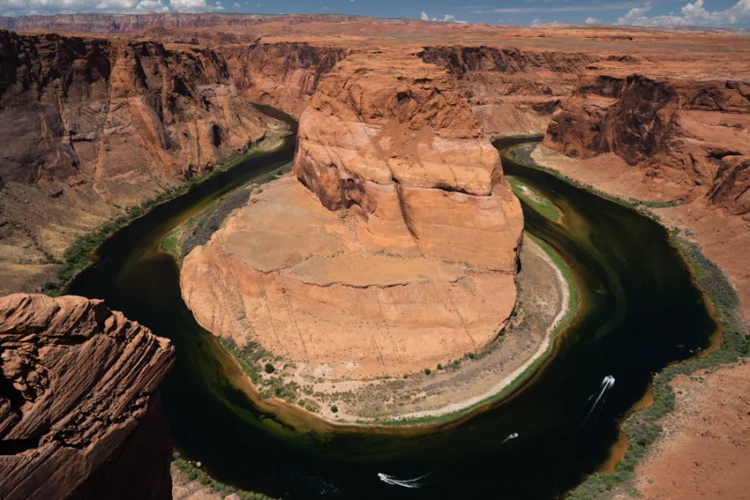 การเปลี่ยนผ่านตลอด 4 เดือนใน Grand Canyon หุบเขามหัศจรรย์ที่ไม่เคยหลับใหล