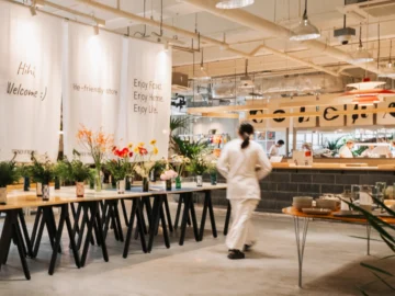 FRIEND FRIEND ร้านของใช้เพื่อคนรักงานบ้านบนลานจอดรถ Emporium ขายตั้งแต่หม้อดินยันแปรงปัดมูลี่