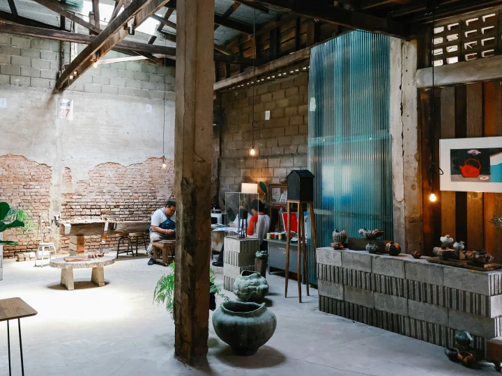 Haan studio เชียงใหม่ ร้านงานคราฟต์ที่สอนทำตะเกียบไม้ฟรี ๆ เพราะเชื่อว่าตะเกียบ เปลี่ยนโลกได้