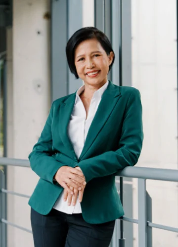 กรุณา บัวคำศรี นักข่าวภาคสนามที่หวนคืนบทบาทพิธีกร ตอบโจทย์ รายการ Hard Talk และหาวิธีเล่าข่าวให้เป็นข่าว ไม่เป็นละคร